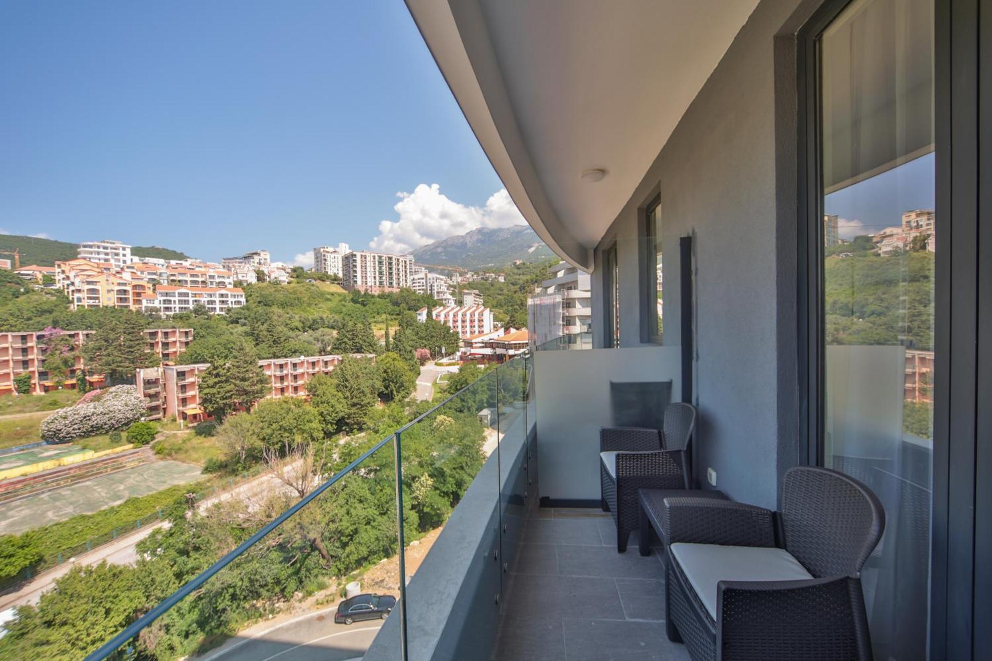 Skyline Vista Apartment Becici  Room photo