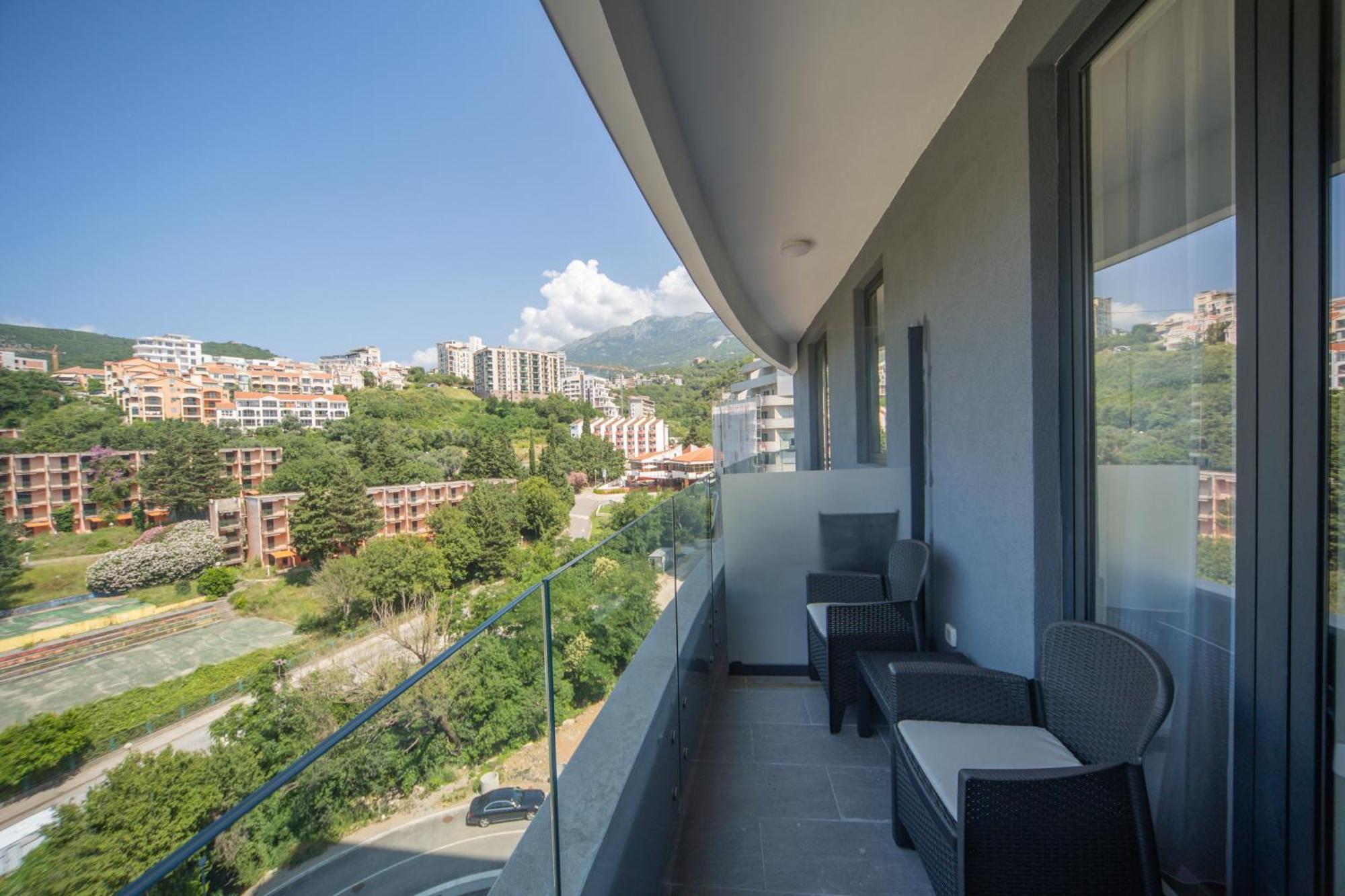 Skyline Vista Apartment Becici  Room photo